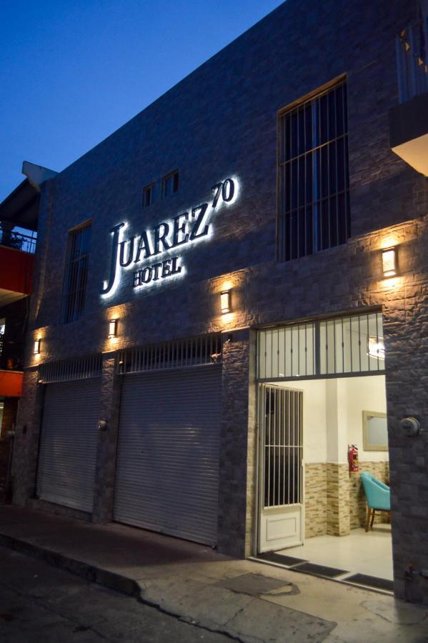 Hotel Juarez 70 コリマ エクステリア 写真