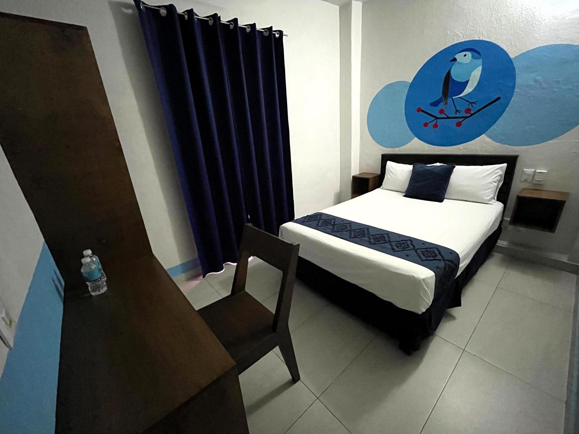Hotel Juarez 70 コリマ エクステリア 写真
