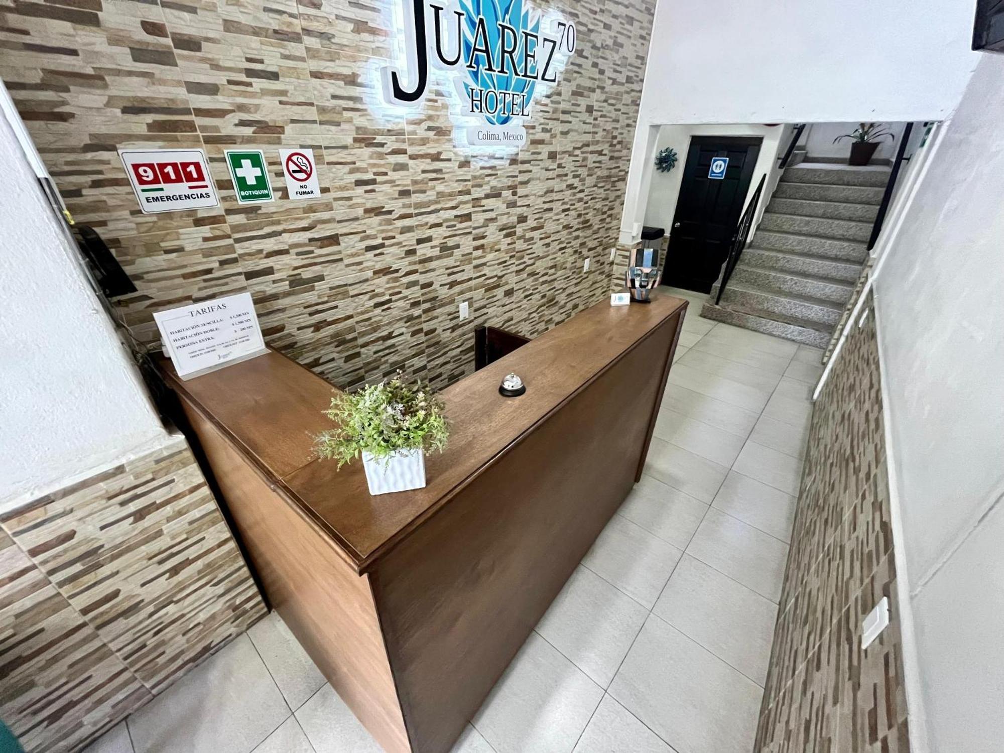 Hotel Juarez 70 コリマ エクステリア 写真